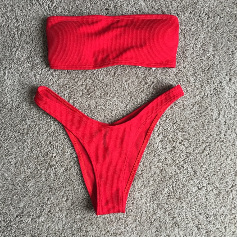 Bathing suit